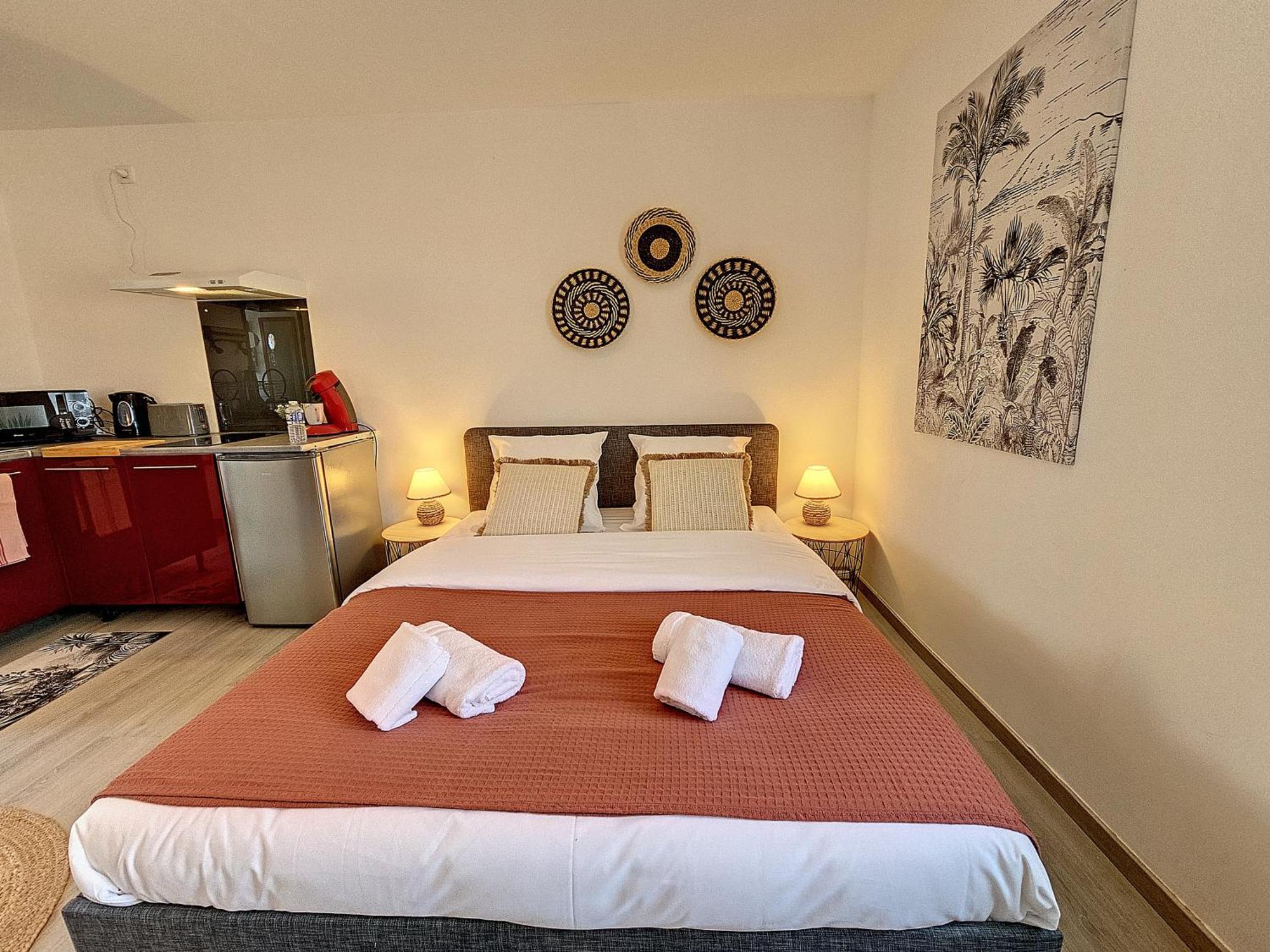 L'Auberge De La Gare, Appartements Tout Confort, Proches Gare Yzeure Exteriér fotografie
